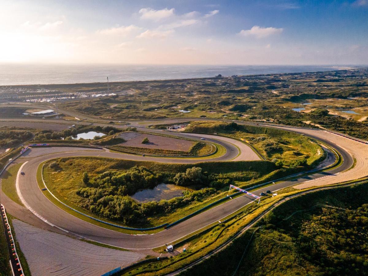 Beach Studio 35 With Private Parking Zandvoort Exterior foto