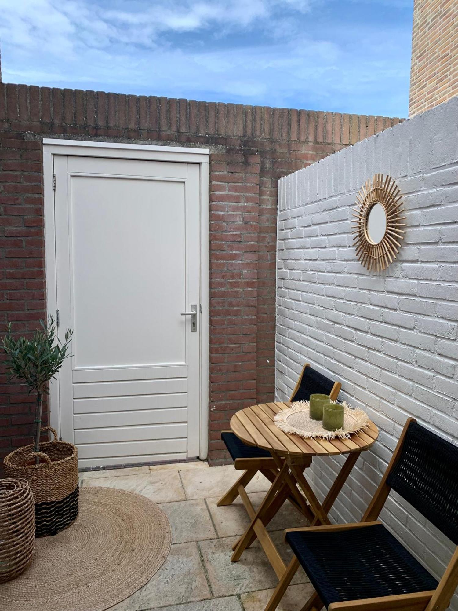 Beach Studio 35 With Private Parking Zandvoort Exterior foto